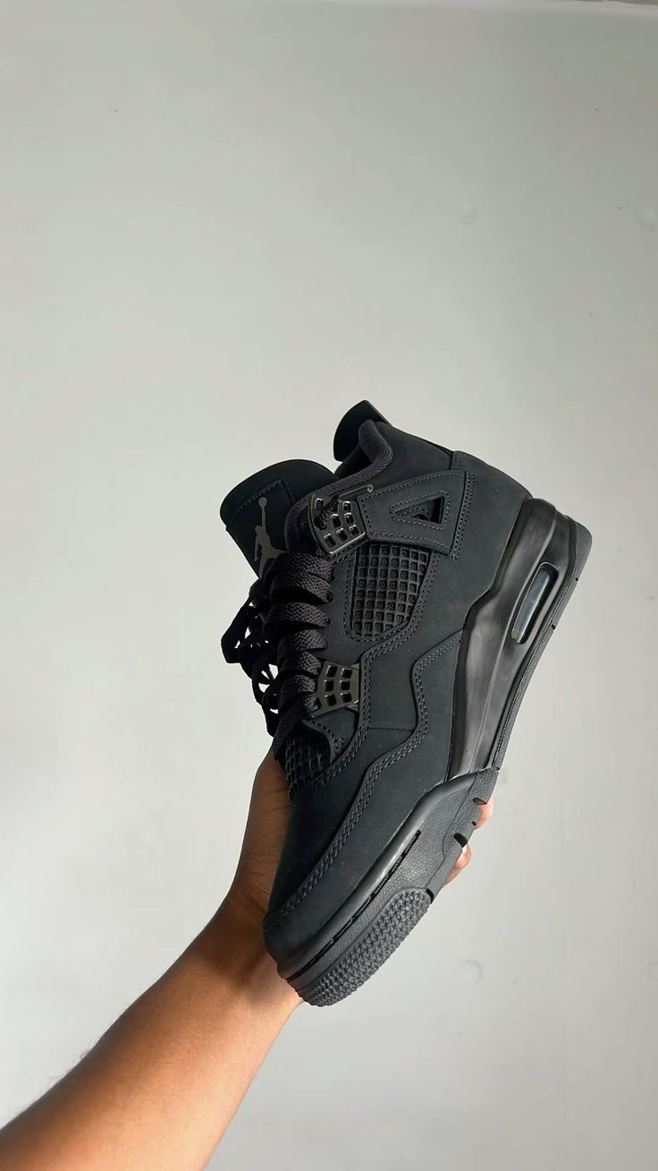 Air Jordan 4 Black Edition