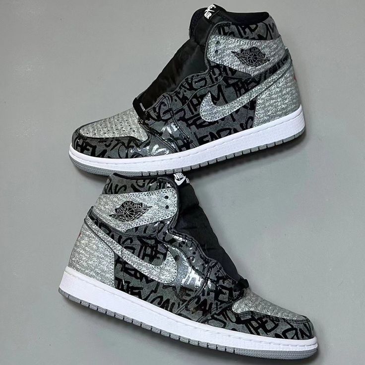 Jordan 1 High OG "Rebellionaire".